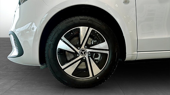 Mercedes-Benz Vito 119 9 of 12