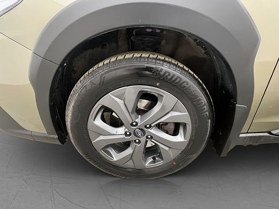 Subaru Outback 25 of 30