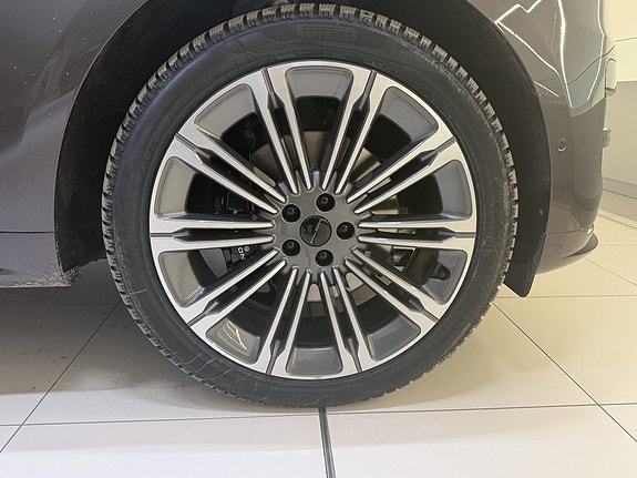 Land Rover Range Rover Sport 7 of 21