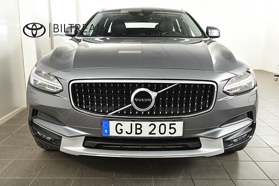 Volvo V90 Cross Country 5 of 5