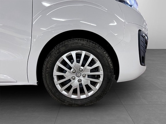 Peugeot Expert 15 of 15