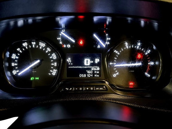 Peugeot Expert 13 of 15