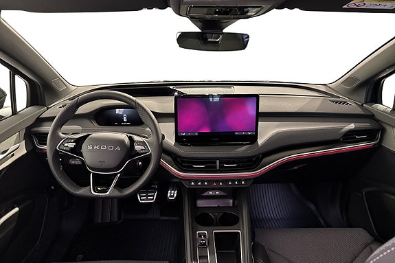 Skoda Enyaq RS 5 of 5