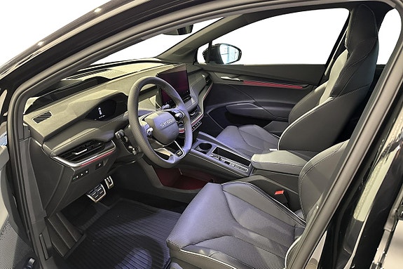 Skoda Enyaq RS 4 of 5