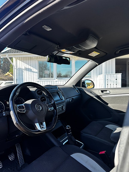Volkswagen Tiguan 4 of 8