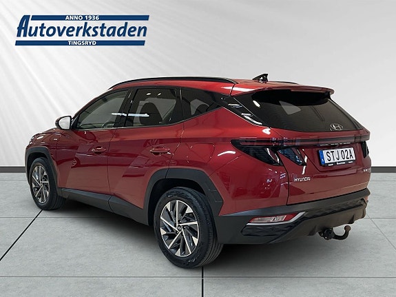 Hyundai Tucson 2 of 5