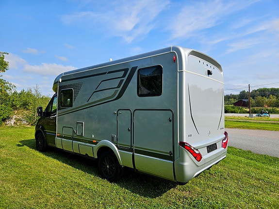 Hymer B-MC T 580 Blackline 2 of 23