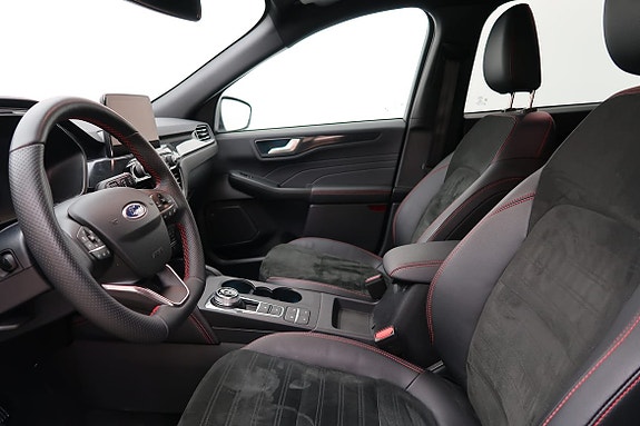 Ford Kuga 5 of 5