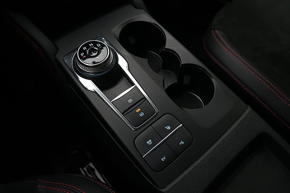 Ford Kuga 13 of 27