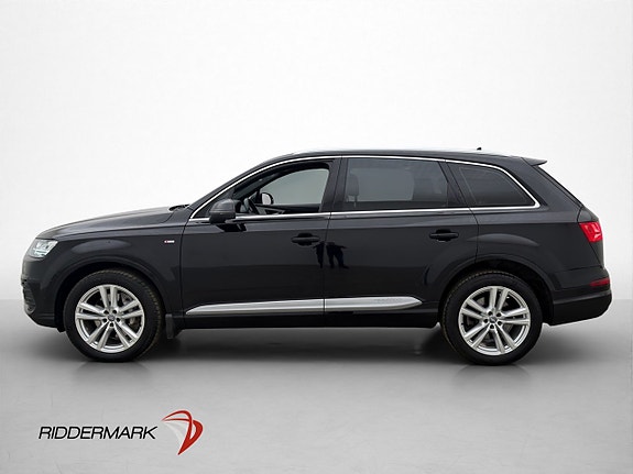 Audi Q7 3 of 5