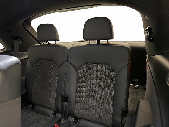 Audi Q7 14 of 30