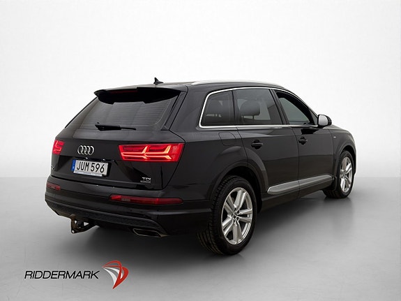 Audi Q7 6 of 30
