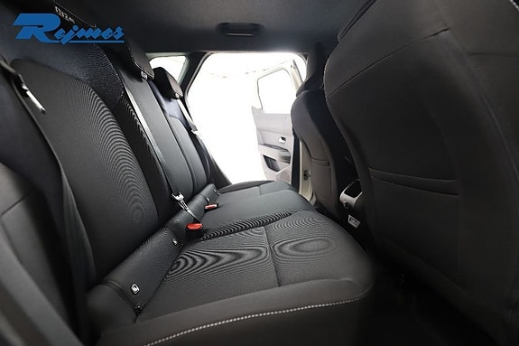 Dacia Duster 8 of 17