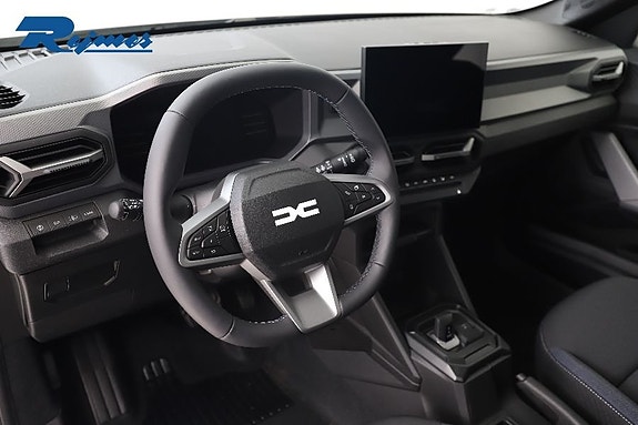 Dacia Duster 2 of 17