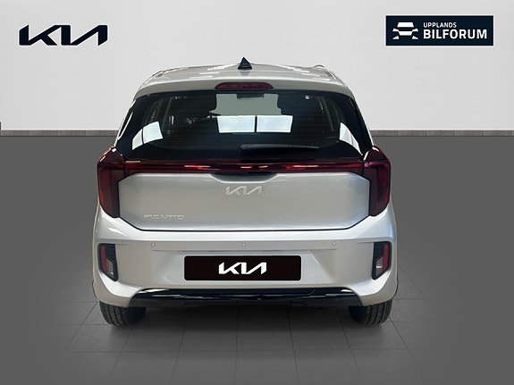 Kia Picanto 5 of 16