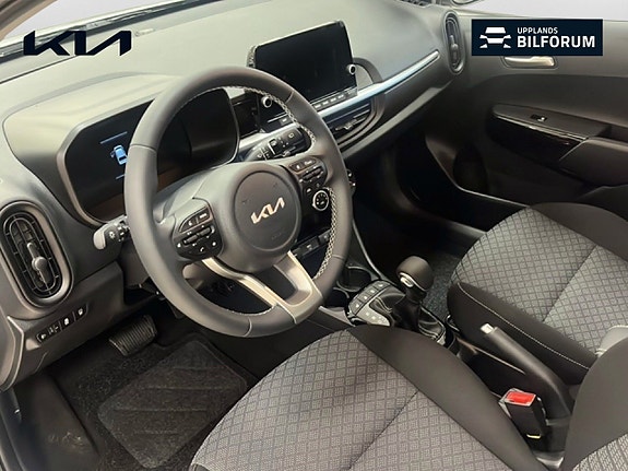 Kia Picanto 8 of 16