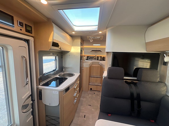 Hymer B-MC T 580 Blackline 4 of 11