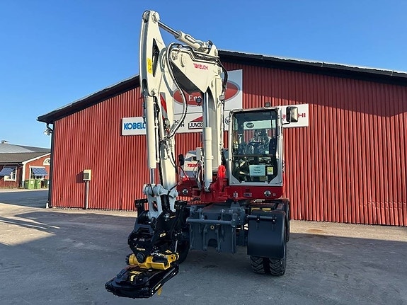 Takeuchi TB 395 W 2 of 6