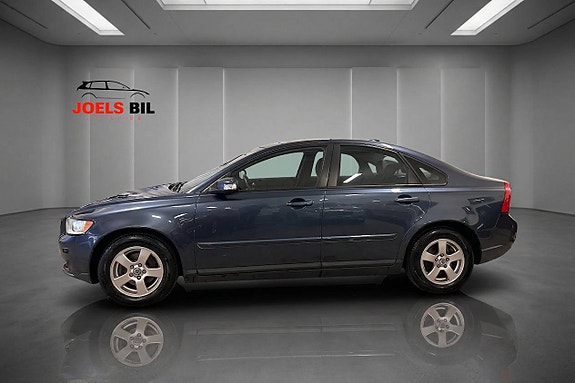 Volvo S40 5 of 5
