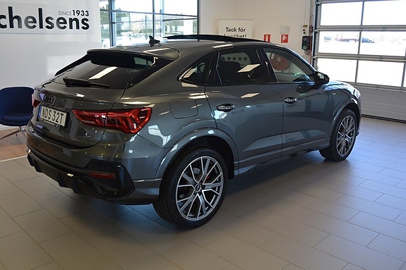 Audi Q3 5 of 5
