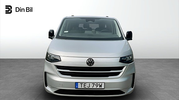 Volkswagen Caravelle 4 of 5