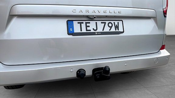 Volkswagen Caravelle 7 of 16