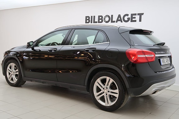 Mercedes-Benz GLA200 d 3 of 5
