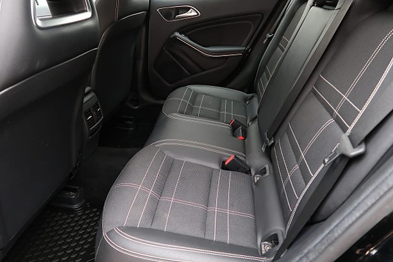 Mercedes-Benz GLA200 d 6 of 13