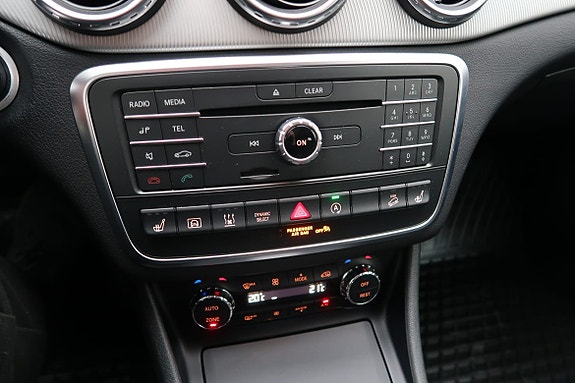 Mercedes-Benz GLA200 d 11 of 13