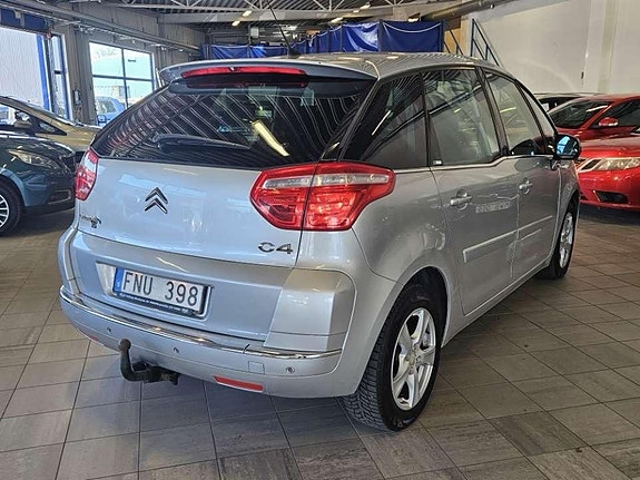 Citroen C4 Picasso 4 of 5