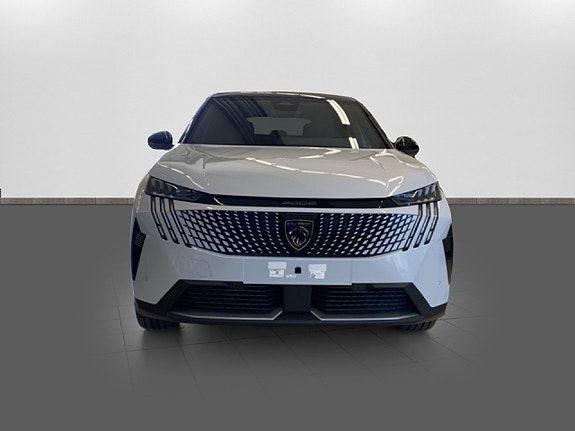 Peugeot 3008 2 of 5