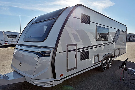 Knaus 650 PXB Südwind, Queenbed 25 of 26