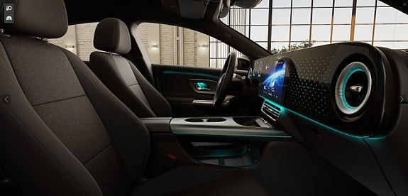 Mercedes-Benz CLA350 12 of 16