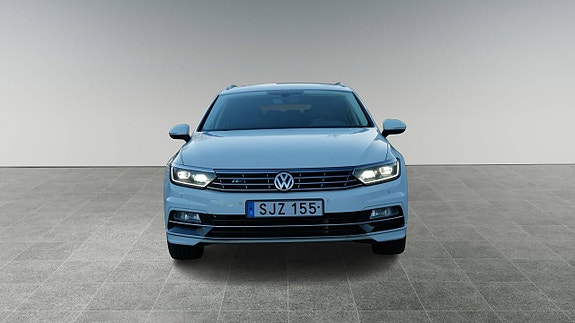 Volkswagen Passat 11 of 20