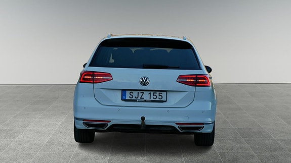 Volkswagen Passat 6 of 20