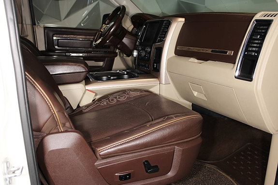 Dodge RAM 12 of 27