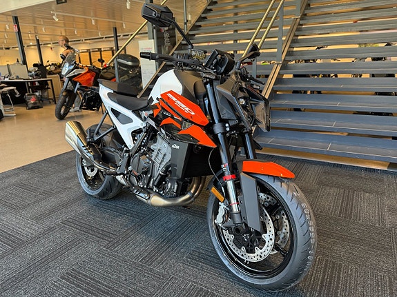 KTM 990 DUKE *HÖSTDEAL* 2 of 7