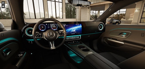 Mercedes-Benz CLA350 10 of 16