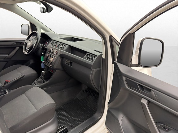 Volkswagen Caddy 24 of 24