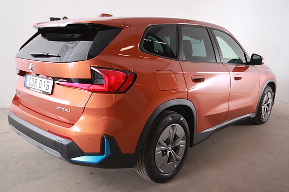 BMW X1 2 of 5