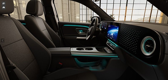 Mercedes-Benz GLB220 12 of 16