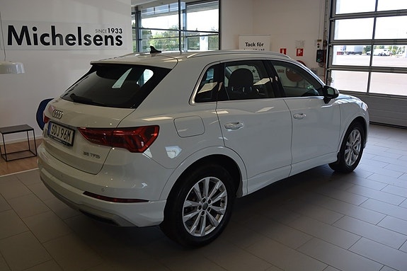 Audi Q3 5 of 15