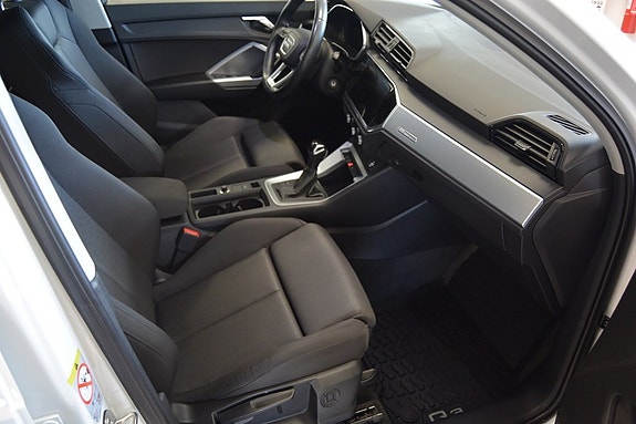 Audi Q3 10 of 15