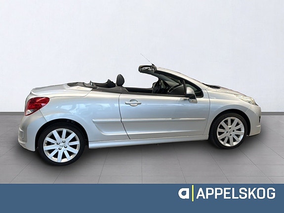 Peugeot 207 CC 4 of 5