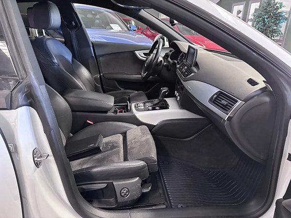 Audi A7 12 of 12