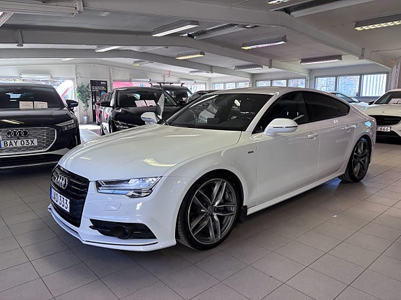 Audi A7 8 of 12