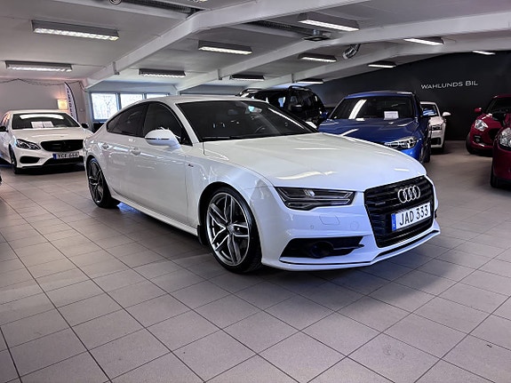 Audi A7 2 of 5