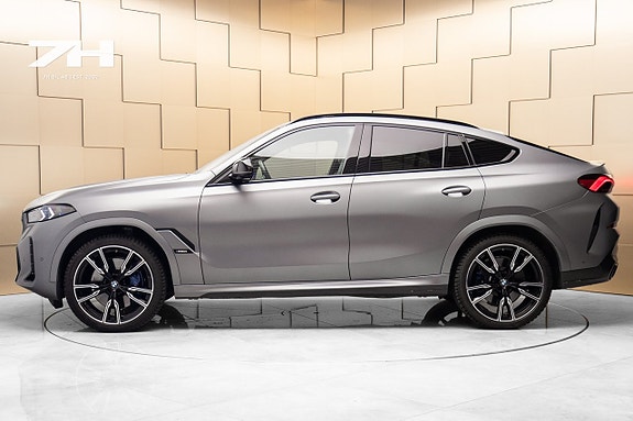 BMW X6 2 of 5