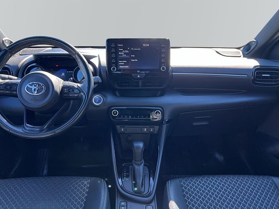 Toyota Yaris 8 of 11