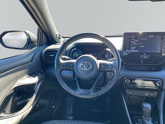 Toyota Yaris 9 of 11